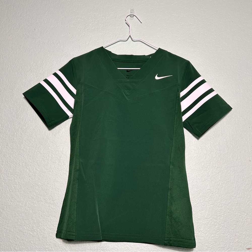 NewNike women football flag Jersey size xs Dri-FIT Green Tee with white stripes.